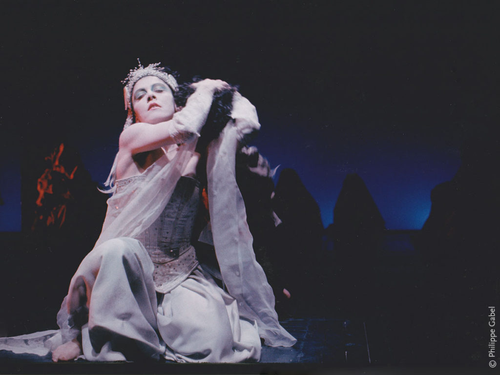 Nasrin Pourhosseini (Clytemnestre), Aloual (Oreste)