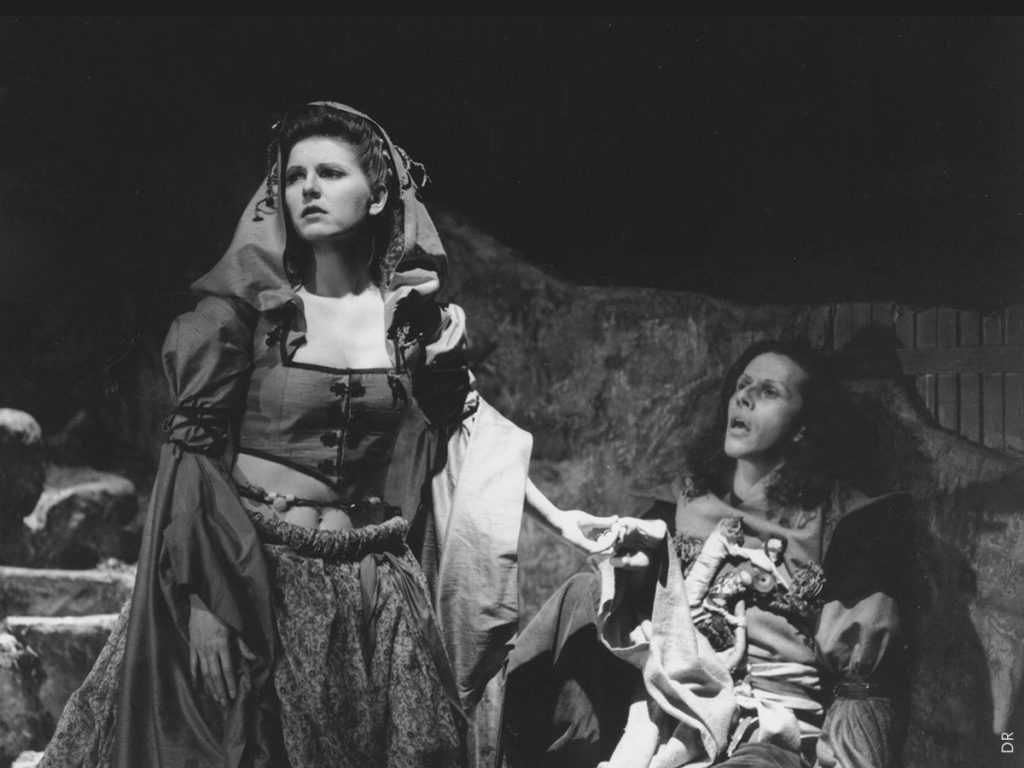 Valérie Coué-Sibiril (Jocaste), Jean-Yves Pénafiel (Œdipe)